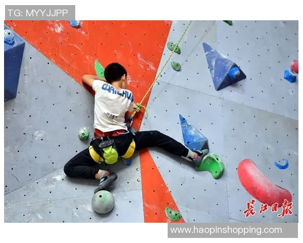 武汉攀岩队节奏之争引发热议攀岩爱好者的不同声音与看法 武汉攀岩队节奏之争引发热议攀岩爱好者的不同声音与看法